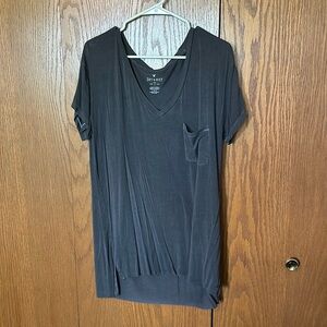 American Eagle shirt